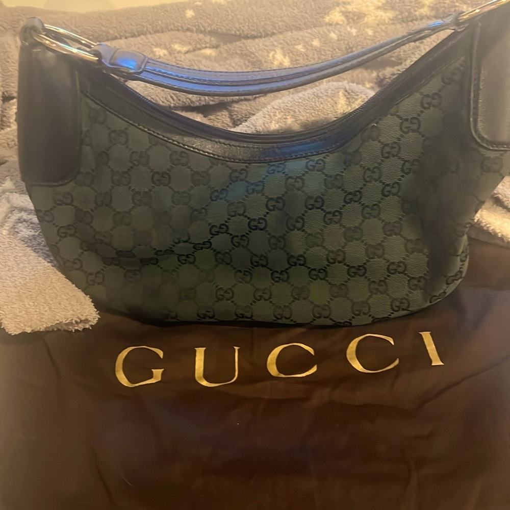 **Authentic** Real Gucci HoBo Bag